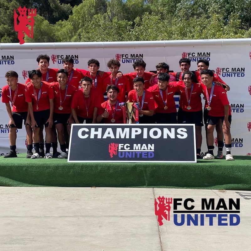 B2004 (Red) FC Man United Cup Champions